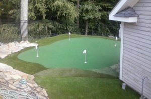 Putting green Chepequa NY